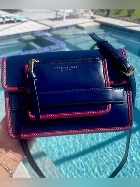 Marc Jacobs Crossbody/shoulder Bag Navy Blue/Dark Pink Trim EUC